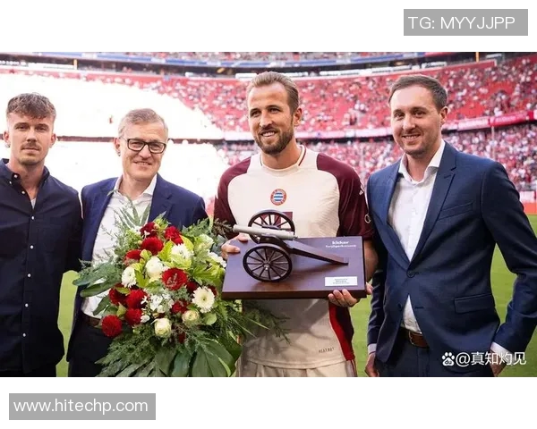 凯恩带领球队勇夺冠军荣耀时刻终于到来球迷欢呼声震天响 凯恩带领球队勇夺冠军荣耀时刻终于到来球迷欢呼声震天响